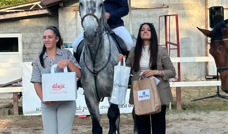 50 natjecateljskih parova na tradicionalnom preponskom turniru KK Stina FOTO