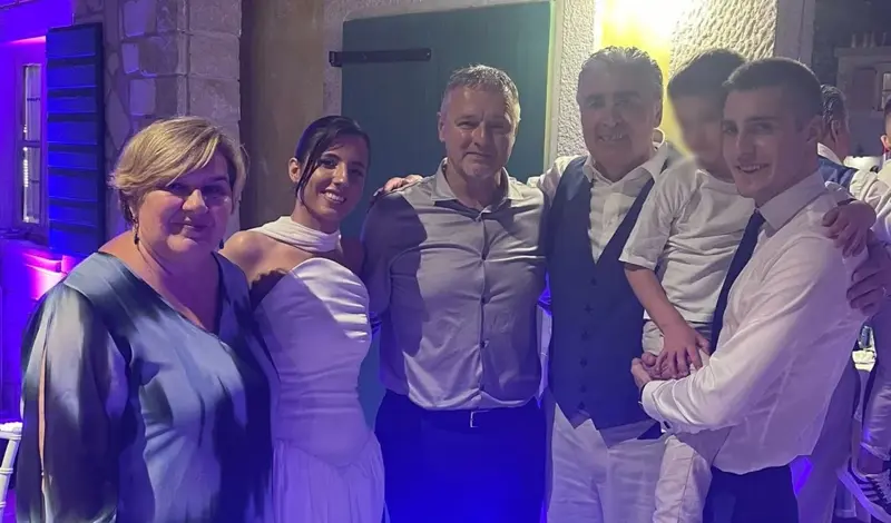 Thompson zapjevao na svadbi u Hercegovini! Nakon Hipodroma kreću razgovori o megakoncertu u Mostaru!