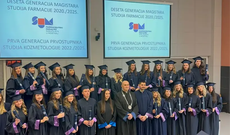 SUM: Promovirani magistri farmacije i prvostupnici kozmetologije