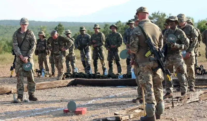 Što će biti s Hrvatima u BiH koji žele služiti vojni rok u Hrvatskoj?