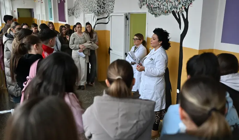 Grudski srednjoškolci darovali 22 doze krvi FOTO