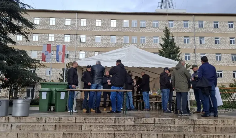 Branitelji u Grudama 14. put se družili na Badnjak