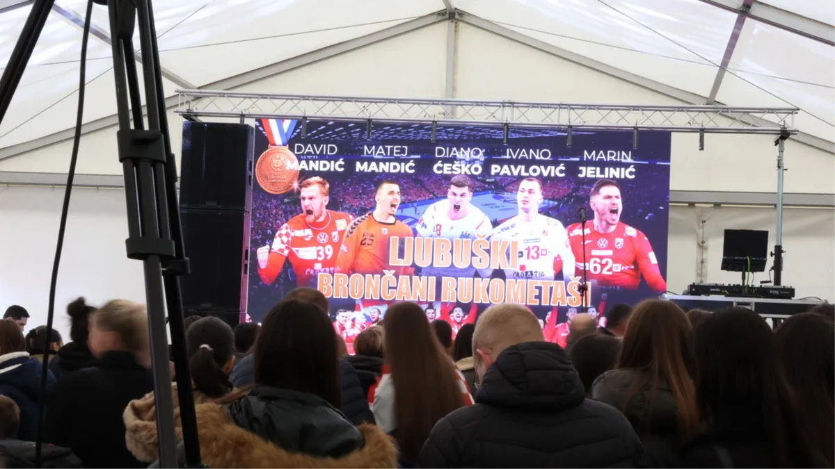 U Ljubuškom svečano dočekani hrvatski bročani reprezentativci
