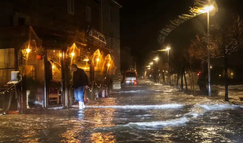 FOTO: Besana noć u Dalmaciji, ovo se ne pamti već desetljećima...