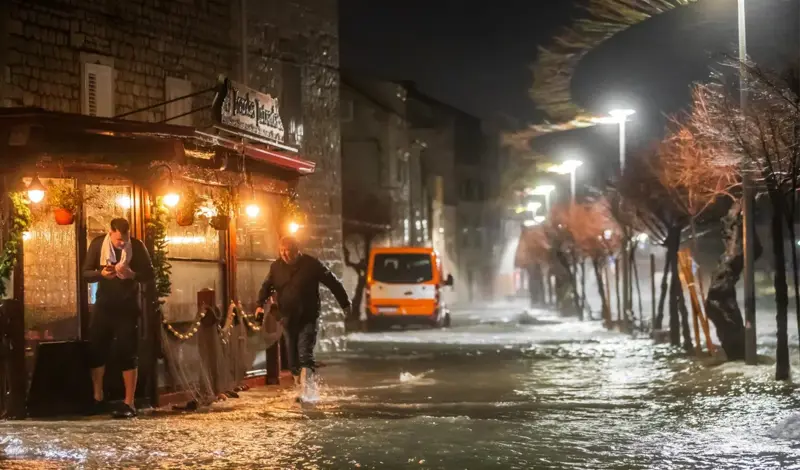 FOTO: Besana noć u Dalmaciji, ovo se ne pamti već desetljećima...