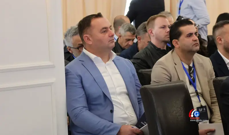 FOTOGALERIJA: 3. Gospodarski forum ŽZH-a: Bez jakih i snažnih Hrvata u BiH ni Republika Hrvatska nema prosperiteta