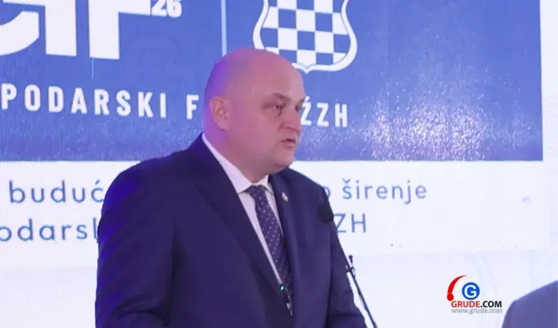 Šušnjar: Mađari moraju odlučiti kojem svijetu pripadaju