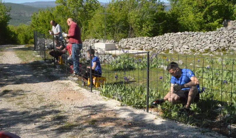 Mještani Medovića obnovili staro Svatovsko groblje, evo što se tu dogodilo FOTO