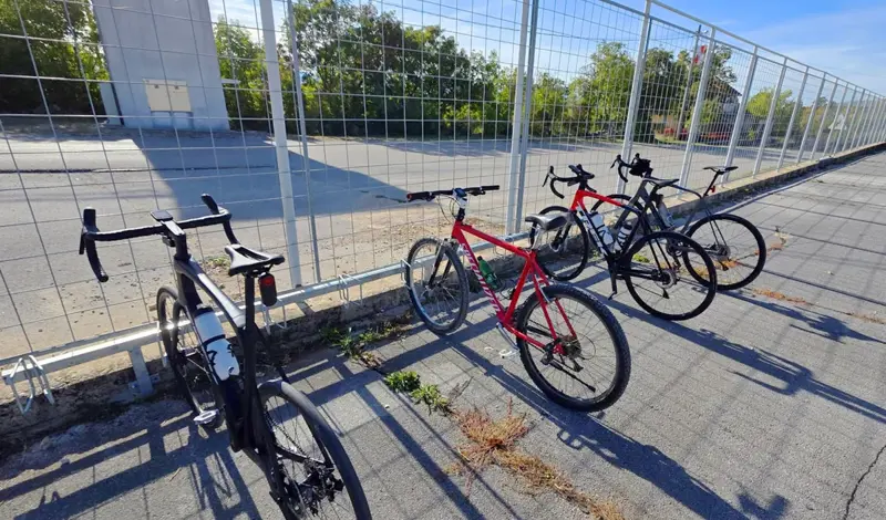 BK Grude na 12 igrališta postavio biciklističke parkinge FOTO