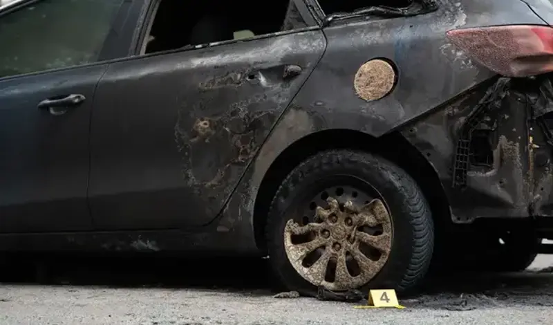 Izgorio automobil na magistralnoj cesti između Gruda i Posušja