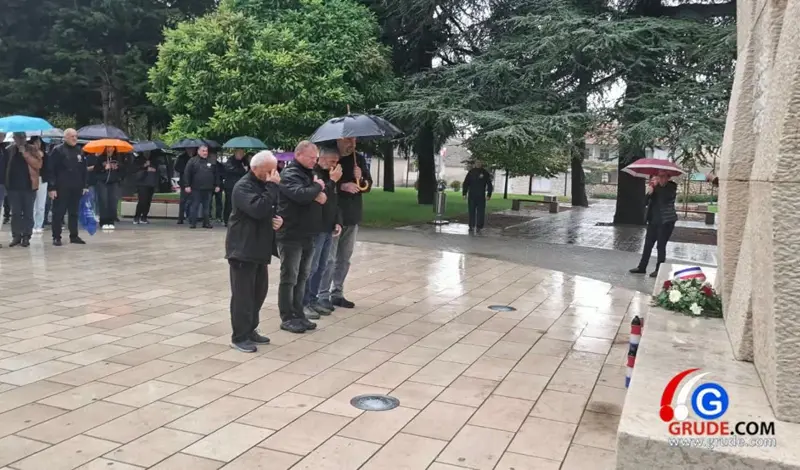 Veterani UDVDR Grada Pleternice posjetili Grude FOTO