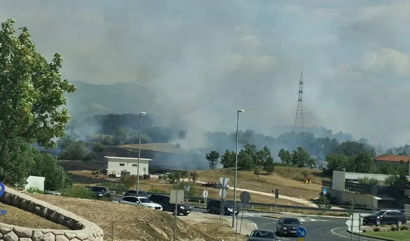 Posušje: Obranjeni objekti, opožareno 48 hektara, pomogli i vatrogasci PVP Grude FOTO