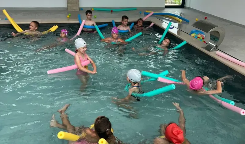Aquaman i ove godine pokreće školu plivanja za više kategorija