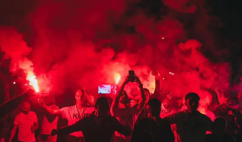 Ludnica na ulicama Mostara, navijači dočekali zlatne Plemiće VIDEO