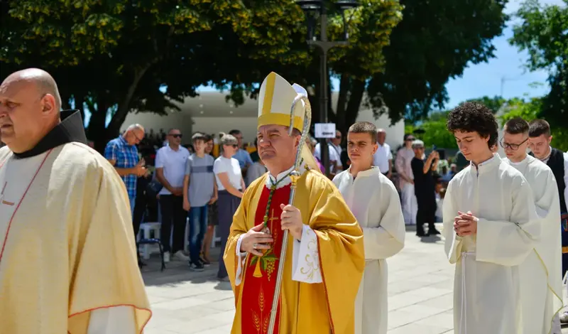 FOTO: Ovo su prizori s Humca! Veličanstvena proslava svetog Ante