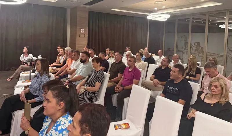 U Ljubuškom predstavljena knjiga o kriznom komuniciranju dr. sc. Drage Martinovića FOTO
