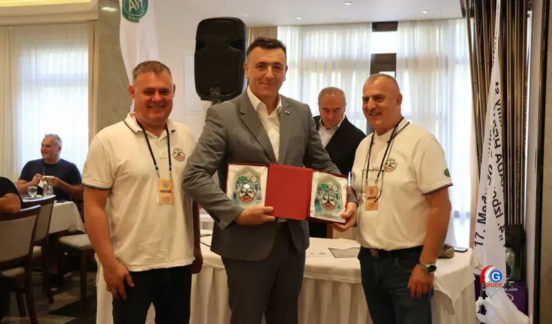 Vikend u ŽZH bio je u znaku oldtimera, ''4. Grada Hercegovine 2026'' FOTO