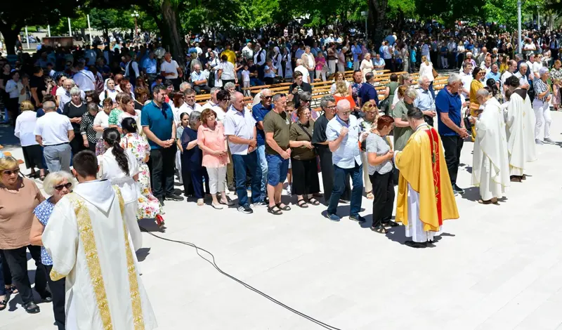 FOTO: Ovo su prizori s Humca! Veličanstvena proslava svetog Ante