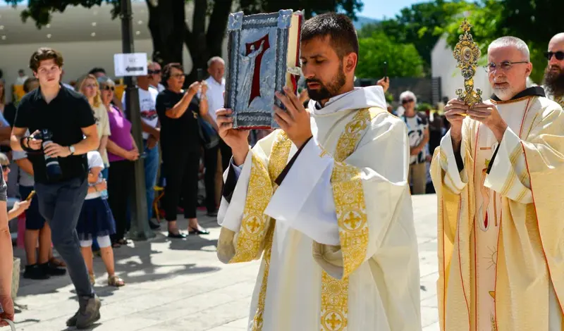 FOTO: Ovo su prizori s Humca! Veličanstvena proslava svetog Ante