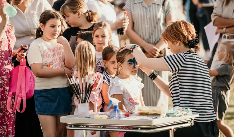 Humanitarni koncert u Širokom Brijegu okupio brojne posjetitelje i još jednom pokazao veliko srce FOTO