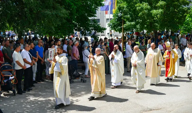 FOTO: Ovo su prizori s Humca! Veličanstvena proslava svetog Ante