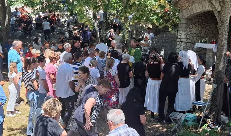 TRADICIJA STARA PET I VIŠE STOLJEĆA Misa na Bilima prvi put kao nematerijalna kulturna baština FOTO