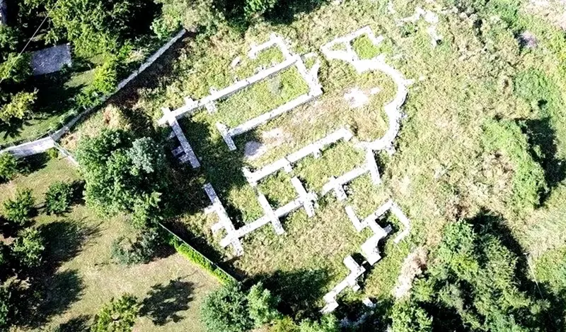 FOTO: Služena tradicionalna sveta misa na ostacima bazilike u Cimu