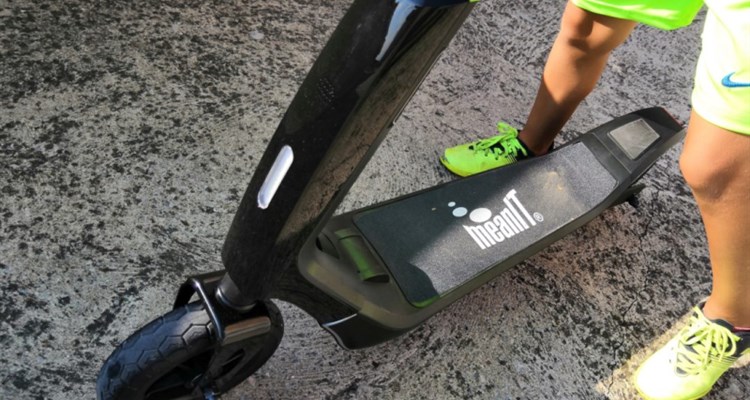 Troje maloljetnika hitno prevezeno u bolnicu nakon pada s električnih romobila