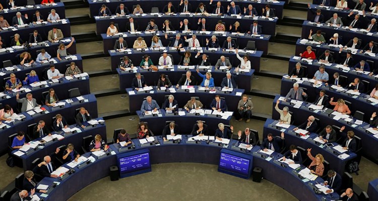 Nove sankcije protiv Rusije: EU udara na ruske prihode od prodaje energije i na bankarski sektor