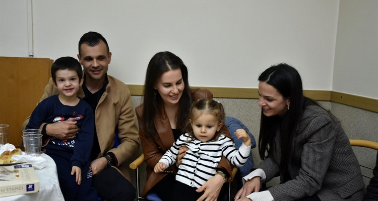 FOTOGALERIJA: Predstavljena Maranatha! Književnost i tradicijska glazba još su jednom u Ljubuškom pokazale da idu ruku pod ruku