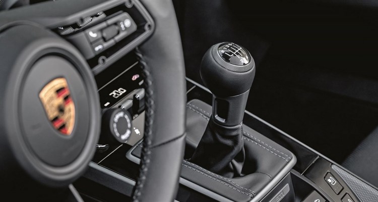 Porsche osmislio mjenjač koji može biti i ručni i automatski, evo detalja