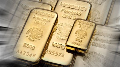 Kosio travu pa pronašao10 zlatnih poluga