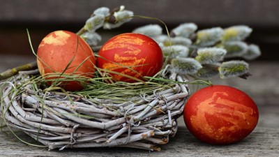 Evo kako na prirodan način obojiti jaja