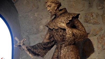 Posmrtni ostaci svetog Franje bit će prvi put javno izloženi