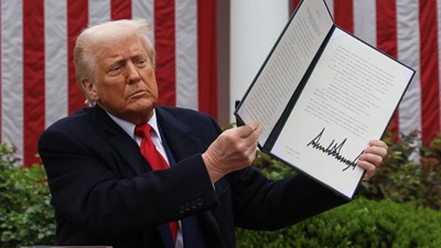 Europljani se masovno okreću protiv Amerike