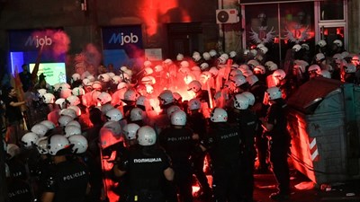 Deseci uhićenih i ozlijeđenih u Beogradu! Studenti: Eskaliralo je!