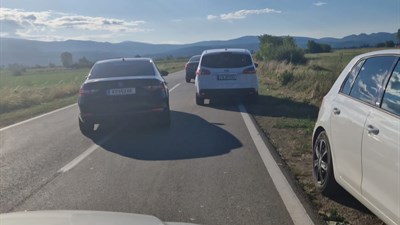 Nakon Thompsonova koncerta ljudi još pokušavaju izići iz Sinja