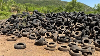 Zajedničkom akcijom JP Komunalno d.o.o. Grude i Općine Grude zbrinuto 29.900 otpadnih guma