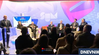 VIDEO: Okrugli stol u Mostaru: Ravnopravnost sva tri naroda u BiH nije uspostavljena