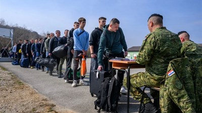 Vratio se vojni rok: Prvih 800 ročnika ušlo u hrvatske vojarne