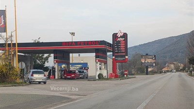 Spektakularna pljačka Hife u Grudama, izgasio struju pa..