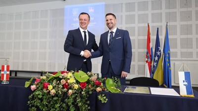 LIVNO I OSIJEK GRADOVI PRIJATELJI – Svečano potpisan sporazum o prijateljstvu i suradnji VIDEO