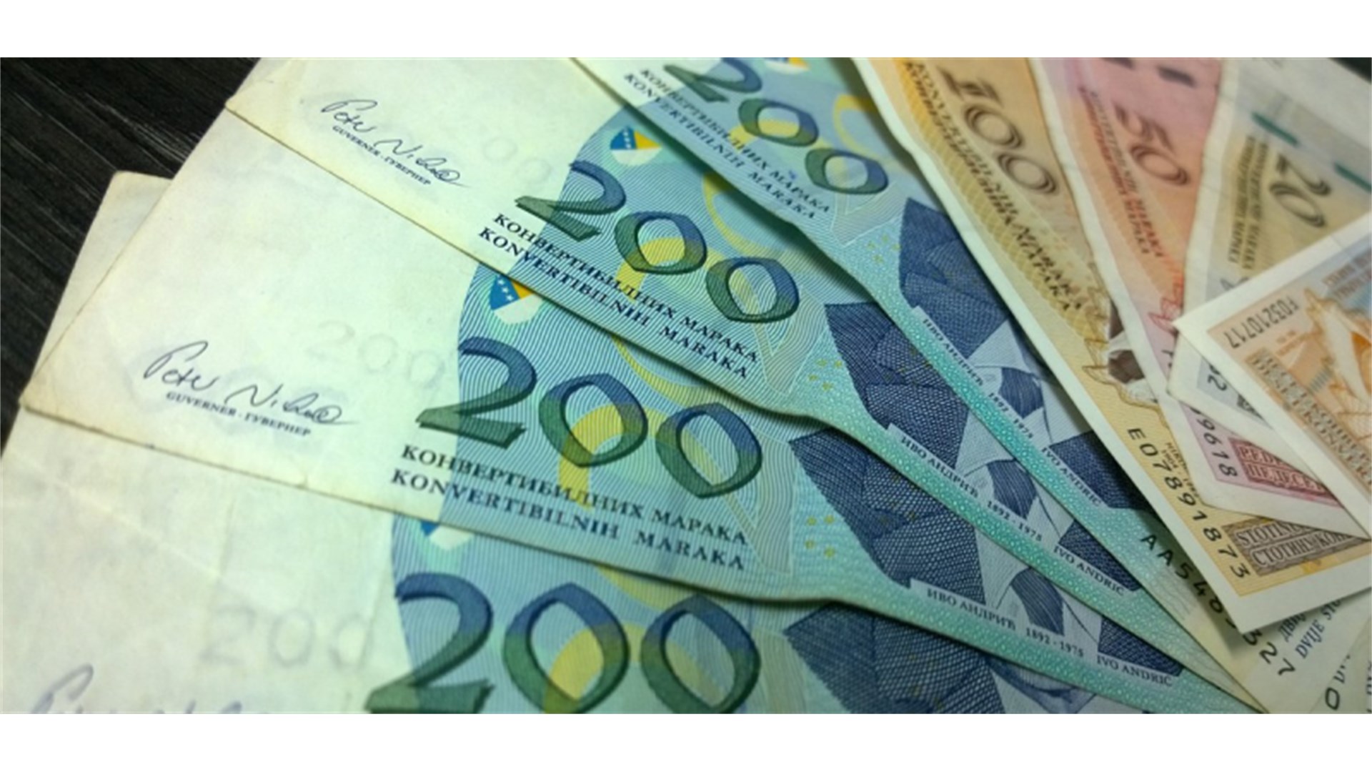 Prosječna neto plaća u FBiH u lipnju 1.351 KM