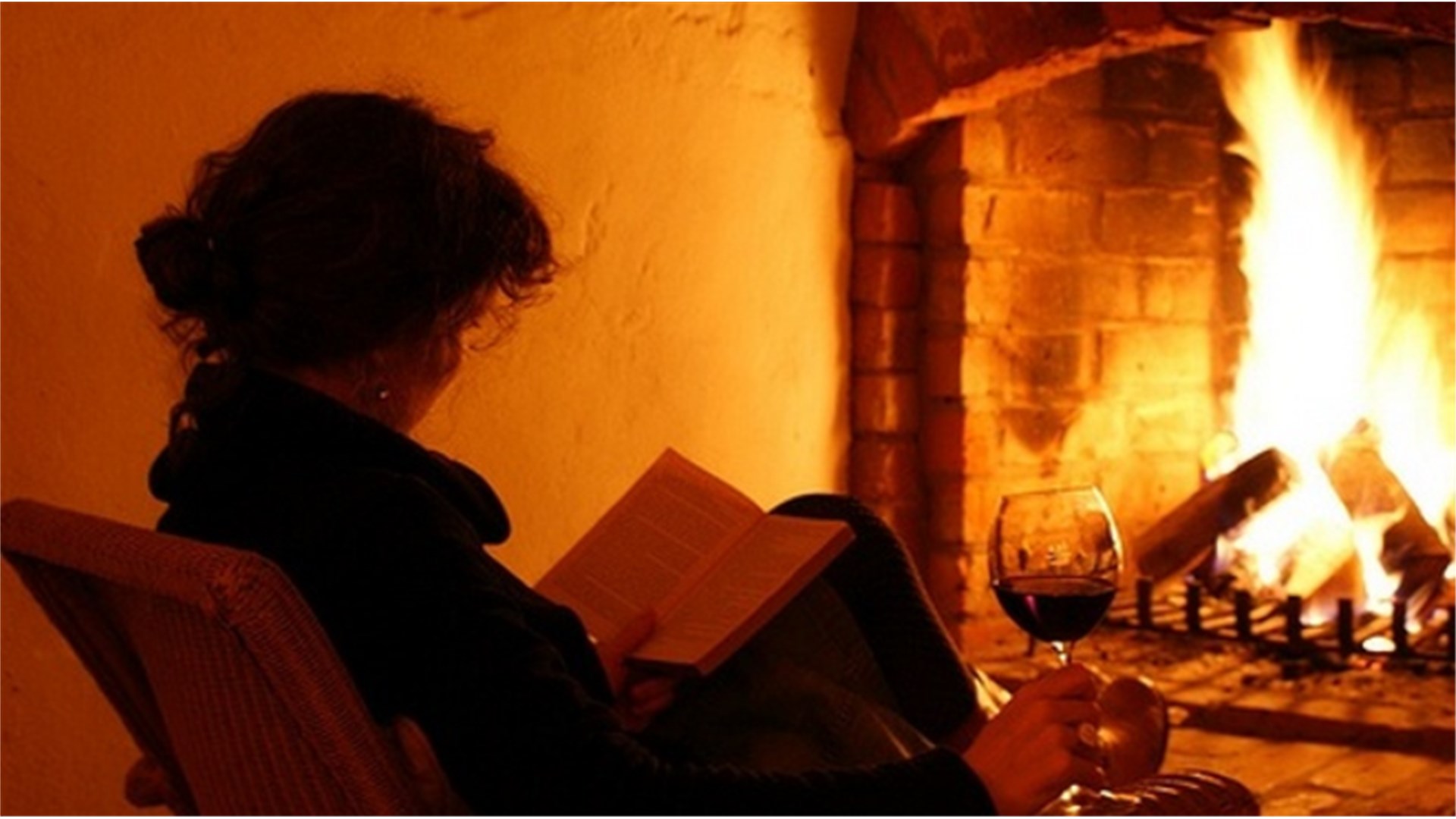 Snimio je 10 sati vatru u kaminu i zaradio milijune