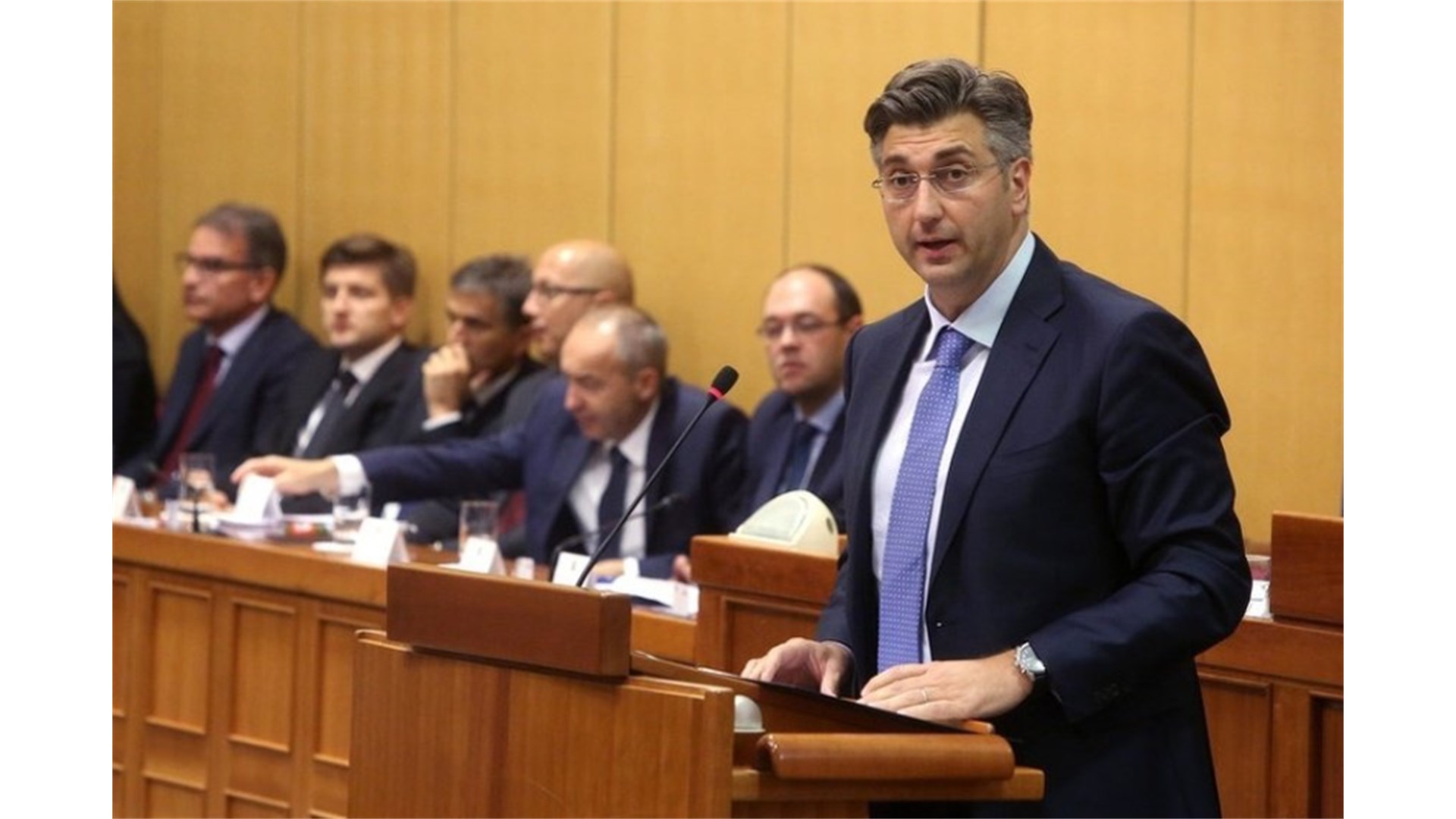 Plenković smijenio uhićenog Vilija Beroša!
