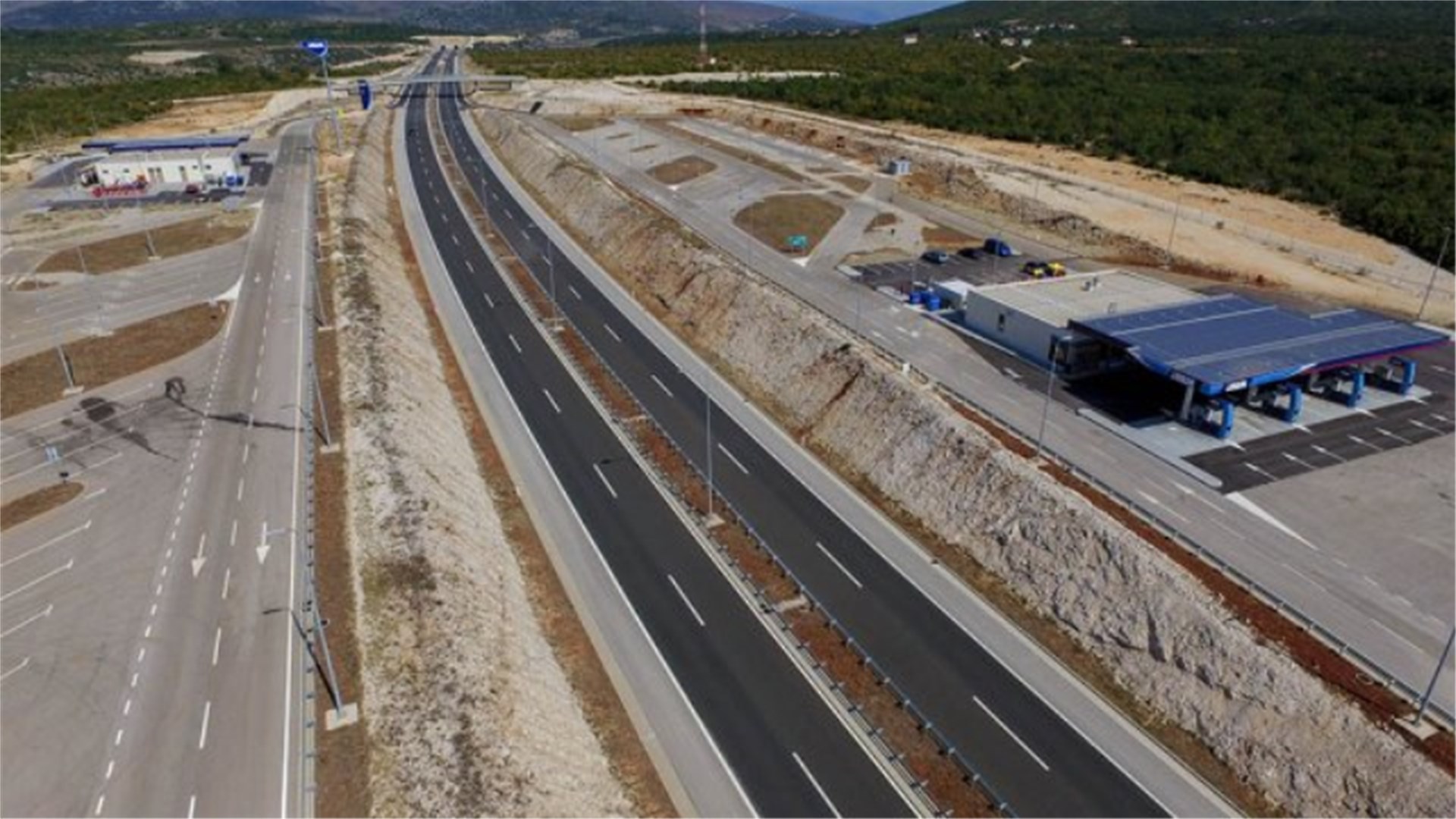 Trenutačno se gradi 61 kilometar autoceste, a do kraja godine otvaraju se još 4 gradilišta