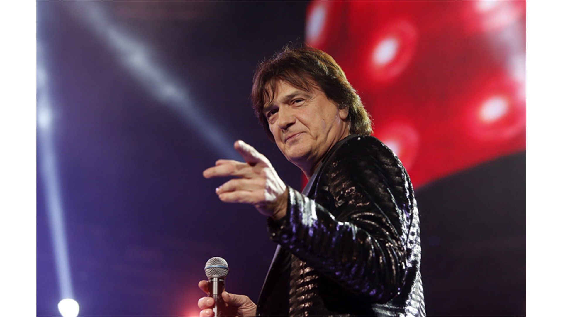 Uhićen osumnjičeni za bacanje bombe na kuću Zdravka Čolića