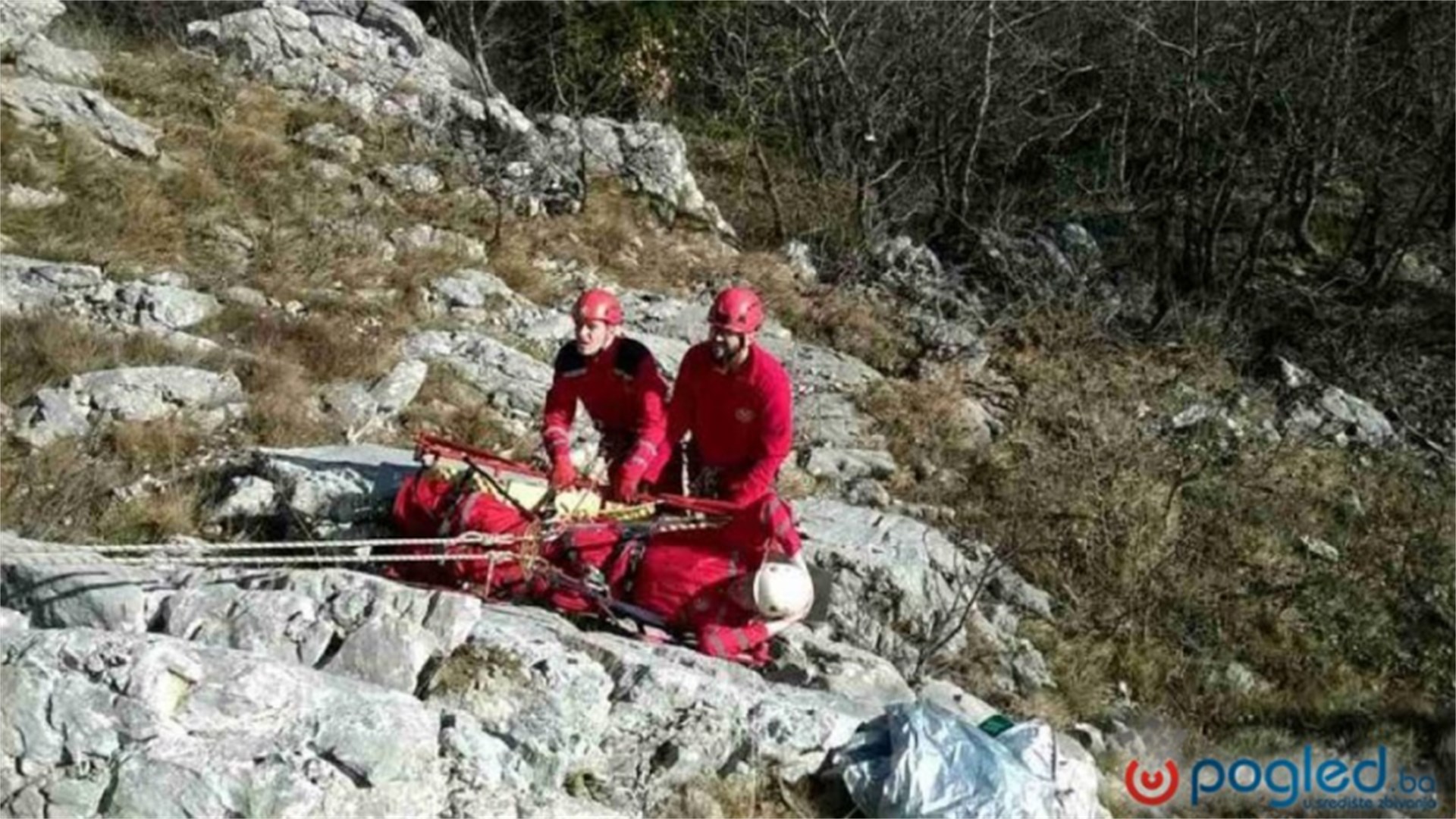 Spašeno dvoje ljudi koji su se izgubili na vrhu Svetog Ilije