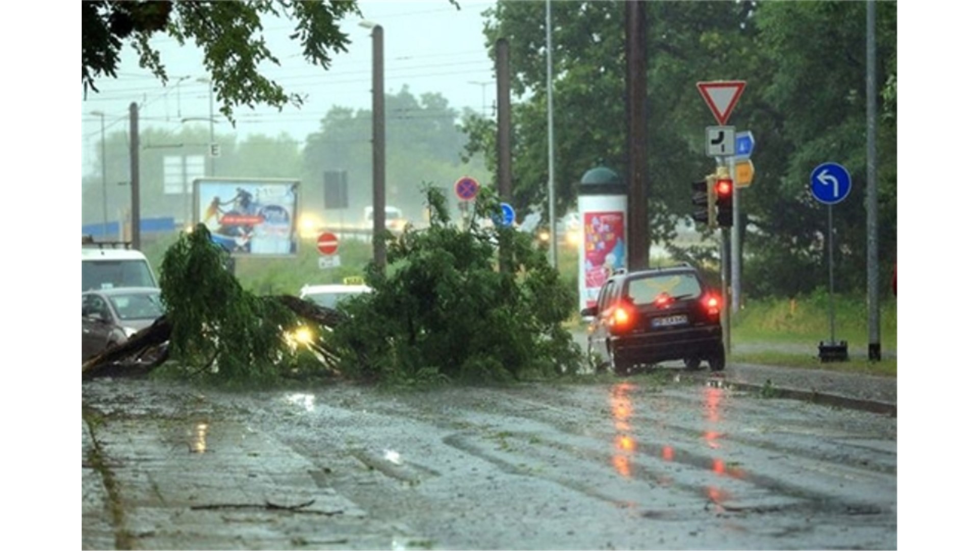 Dolazi opasno nevrijeme! Slovenija izdala upozorenje: Slijedi najjača ciklona u posljednjih 10 godina