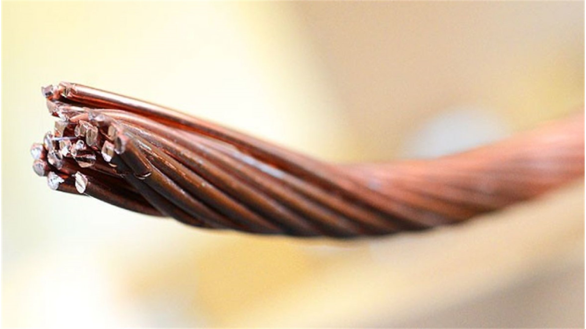 Cijene bakra prekoračile 13.000 dolara